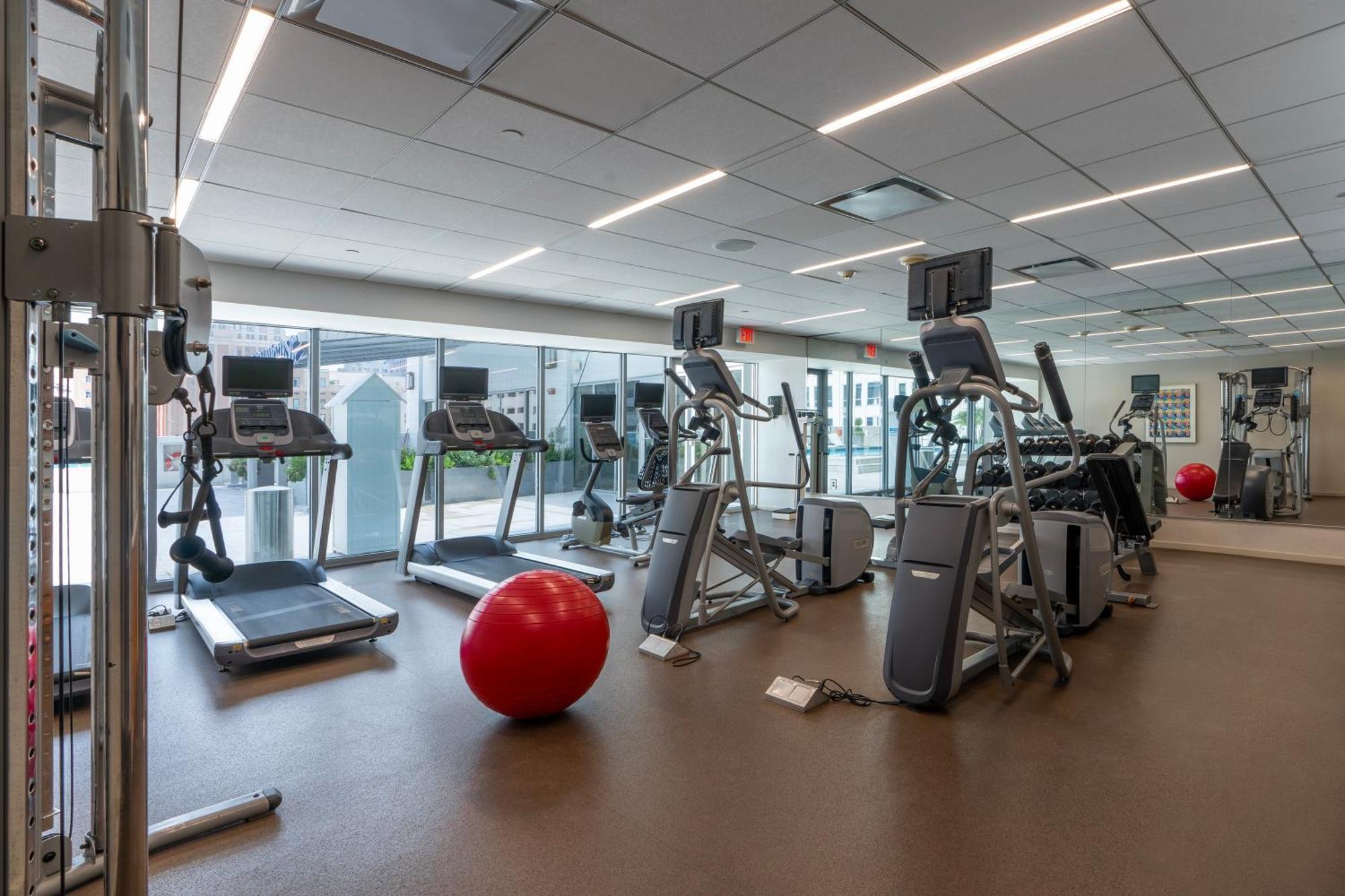Holiday Inn New Orleans-Downtown Superdome By Ihg Екстериор снимка