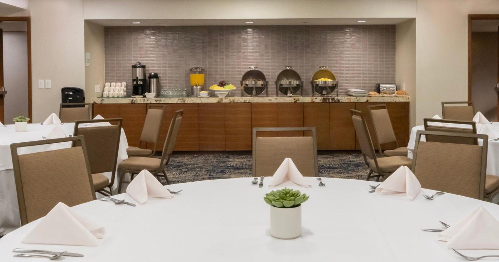 Holiday Inn New Orleans-Downtown Superdome By Ihg Екстериор снимка