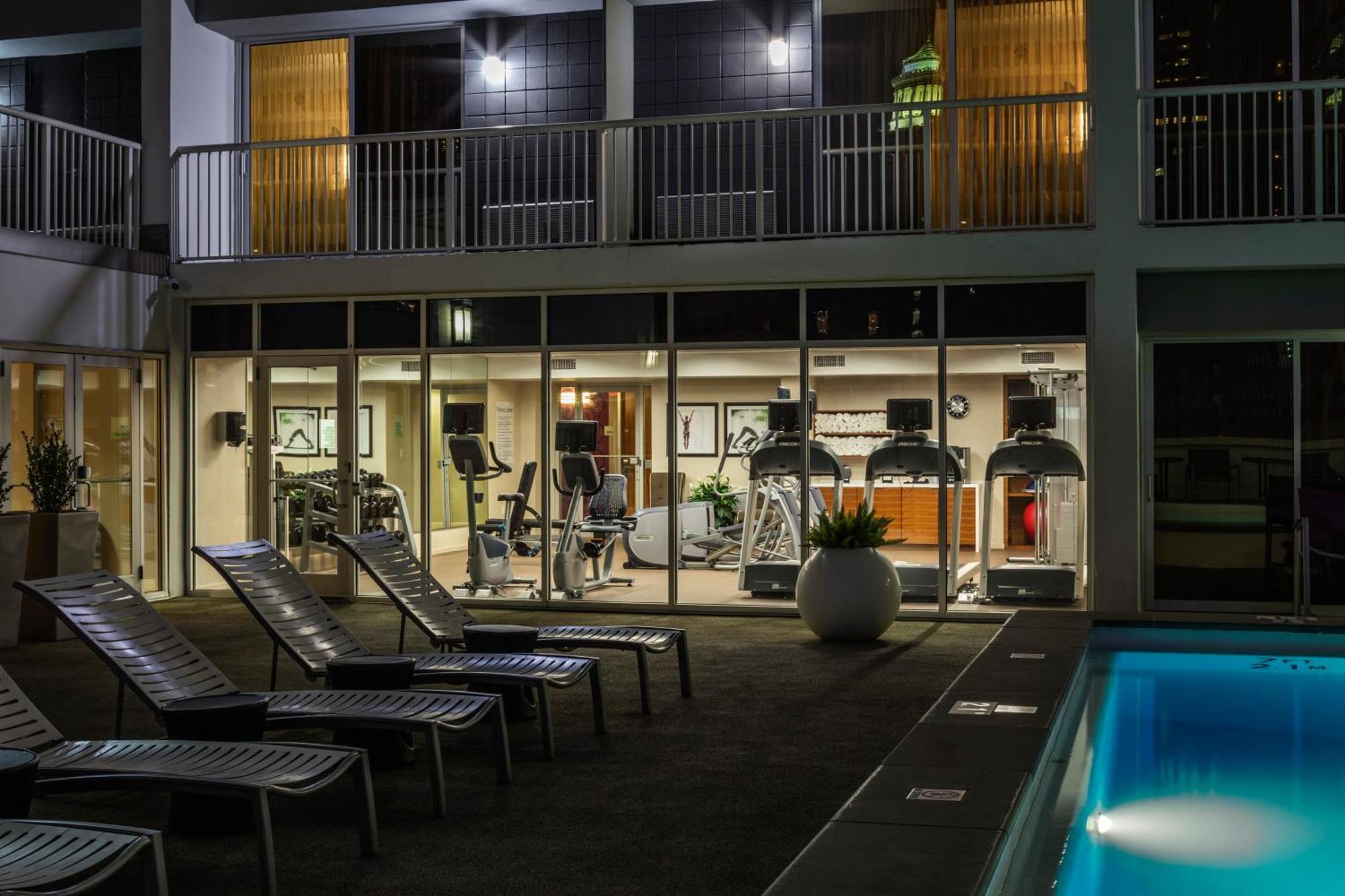 Holiday Inn New Orleans-Downtown Superdome By Ihg Екстериор снимка